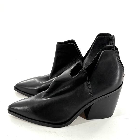 Vince Camuto Gigietta Boots 11 Black NWOT Ankle Booties Western Heel Leather - Picture 3 of 6
